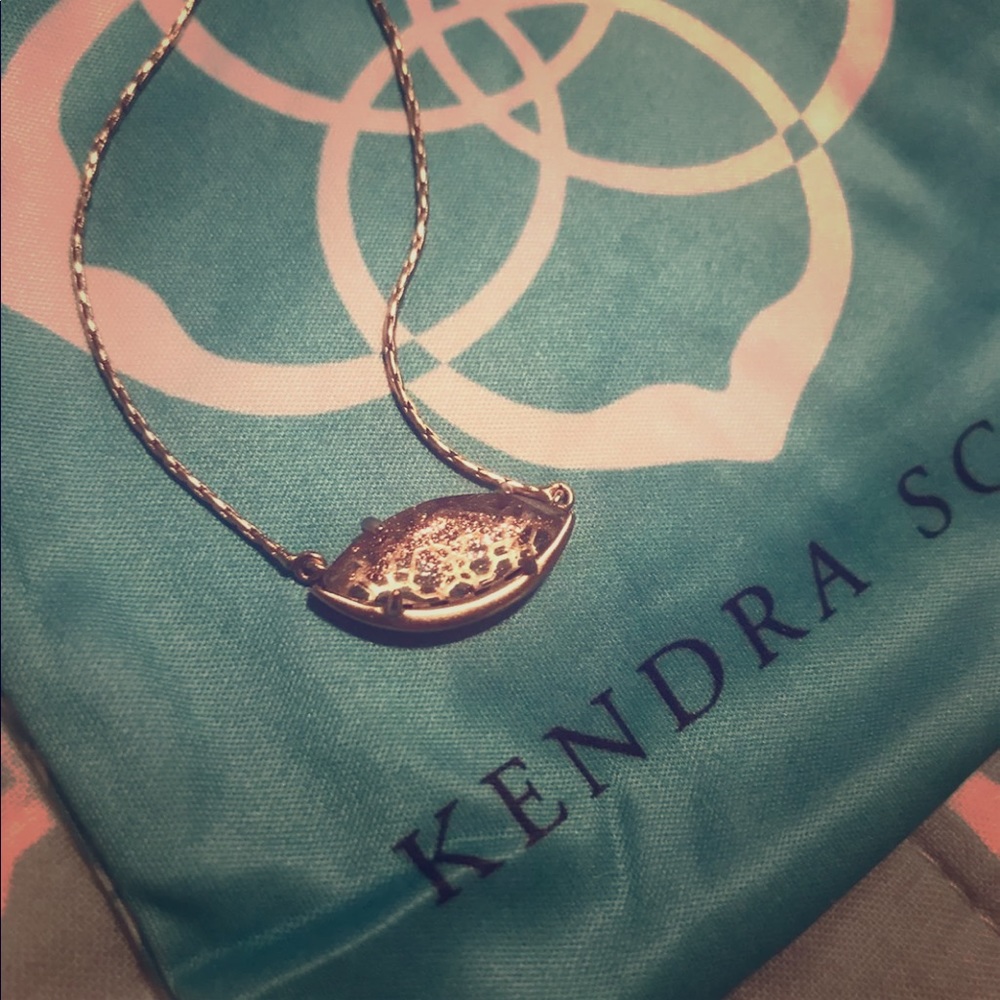 Kendra Scott Necklace